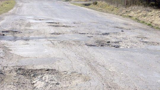 Miłocin: Miał być remont drogi, jest zakaz wjazdu