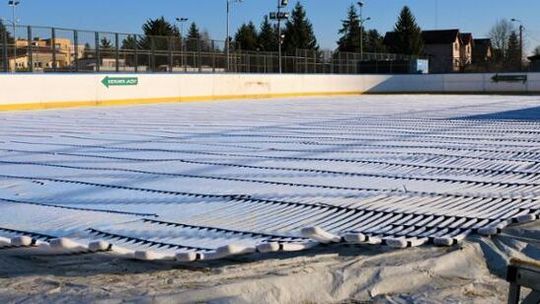 Miłośnicy łyżwiarstwa dostaną lodowisko z prawdziwego zdarzenia