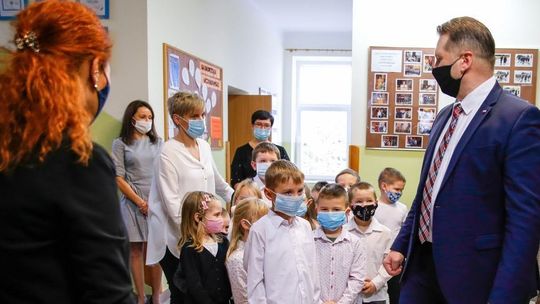 Minister Czarnek: „W piątek decyzja o powrocie dzieci do szkół”