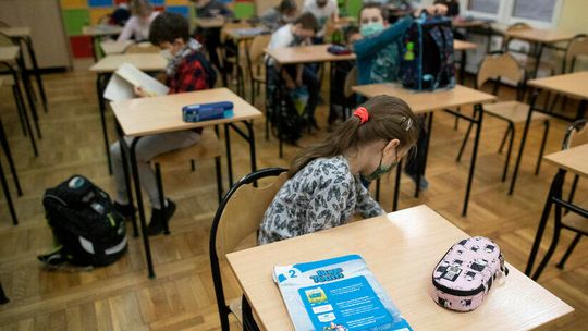 Minister edukacji i nauki: Dopóki to możliwe, nauka będzie stacjonarna