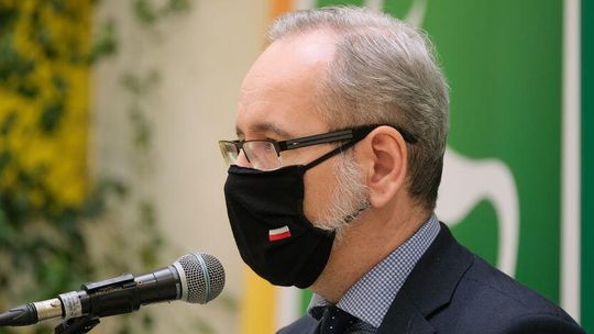 Minister zdrowia: Najwięcej nowych zakażeń pojawia się w miejscu pracy