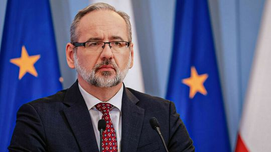 Minister zdrowia: To pierwsze od dwóch lat święta bez restrykcji, spędźmy je rodzinnie