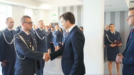 Minister Ziobro nagrodził za pomoc uchodźcom. Przyznał 5 dni dodatkowego ulropu