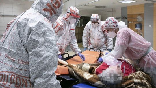 Ministerstwo Zdrowia o obostrzeniach: Dwa tygodnie temu daliśmy marchewkę, teraz musimy mieć kij