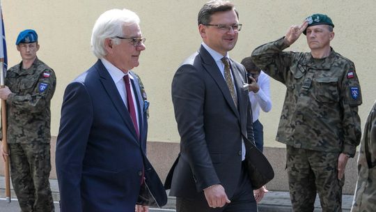 Ministrowie spraw zagranicznych Polski, Litwy i Ukrainy w wielonarodowej brygadzie w Lublinie [zdjęcia]