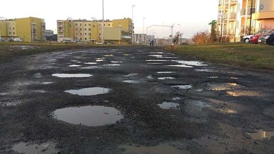 Miss Dziur 2017: Nowe zdjęcia dziurawych dróg