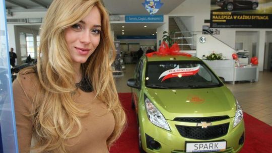 Miss Polonia 2011 Marcelina Zawadzka w Kielcach odebrała swój samochód!