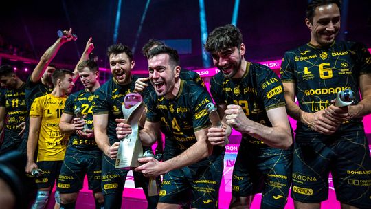 Mistrz Polski kontra beniaminek PlusLigi Mistrz Polski kontra beniaminek PlusLigi