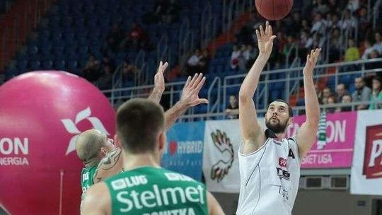 Mistrz w zawieszeniu, Start bez problemów