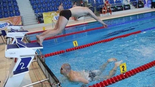 Mistrzostwa Policji w pływaniu. Drugie miejsce lubelskich mundurowych