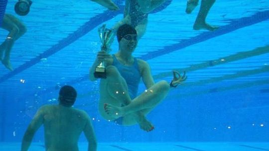 Mistrzostwa policji w pływaniu. Ku pamięci tragicznie zmarłej policjantki [zdjęcia]