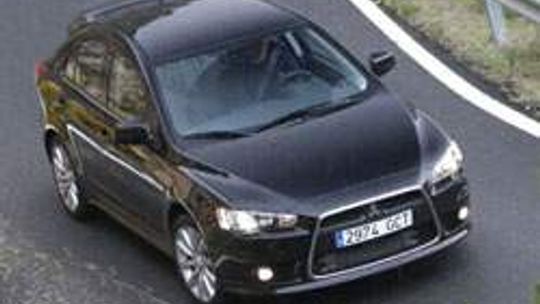 Mitsubishi lancer (nr 15) - 8 głosów