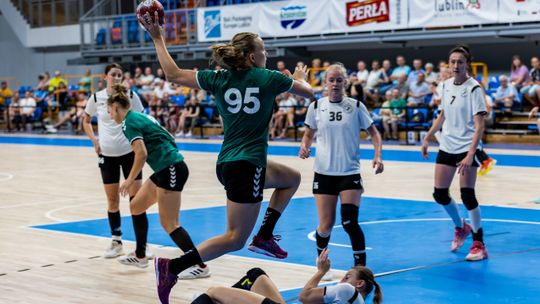MKS FunFloor Perła Lublin – Piotrcovia 31:27. Zaczęły turniej od wygranej [ZDJĘCIA]