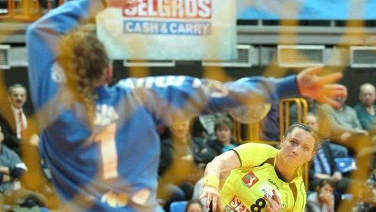 MKS Selgros Lublin - Vistal Łączpol Gdynia 26:25, pierwszy krok do złota