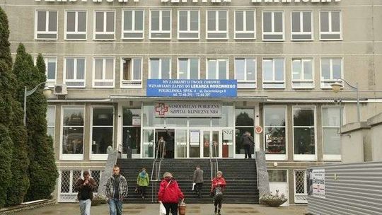 Młoda kobieta zmarła po rutynowym zabiegu. Szpital nie wie kto złożył zawiadomienie