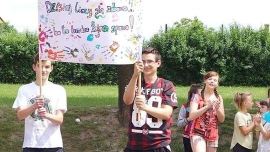 Młody obywatel na Sportowo. Zabawy i gry w Krasieninie