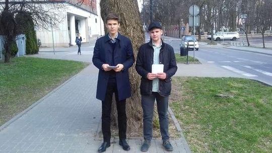 Młodzi aktywni, bo dobijają się do swojego Sejmu 