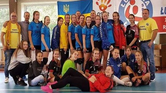  Młodziczki z Kraśnika najlepsze w turnieju Łukovia Cup.