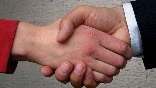 Młodzieżowa Rada Miasta w Terespolu tylko dla wybranych? Opozycja zaskarża uchwałę do wojewody 