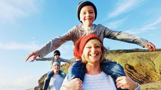 Mniej obawiamy się emerytury, więcej z nas na nią odkłada