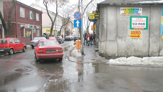 Mniej pieniędzy na remonty dróg