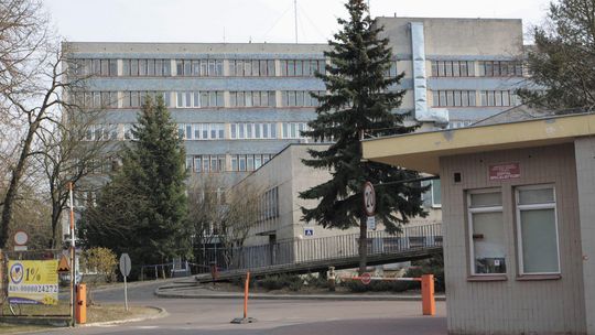 Mniej pracowników w szpitalu w Puławach. "Nasza działalność pozostaje stabilna"