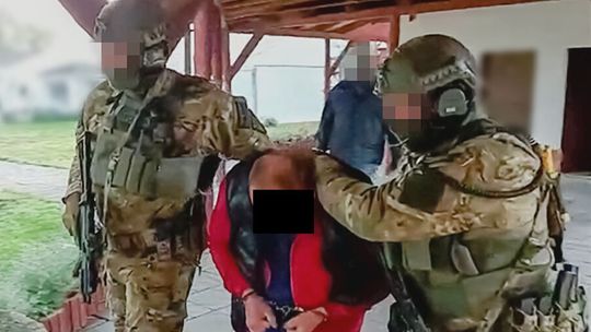 Mocne wejście CBŚP. Celowo upijali pasażerów pociągów