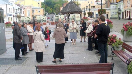 Modlitwy na ulicach miast regionu