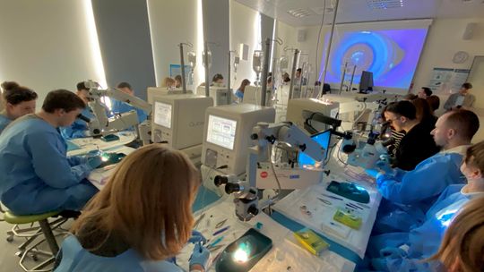 Mogą się od nas uczyć. Krajowi i zagraniczni okuliści na szkoleniu w Lublinie