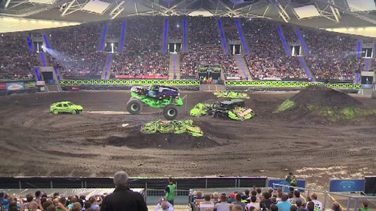 Monster Truck w Łodzi (wideo)
