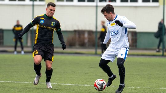 Morale idzie w górę. Wisła Grupa Azoty wygrała z czołowymi trzecioligowcami