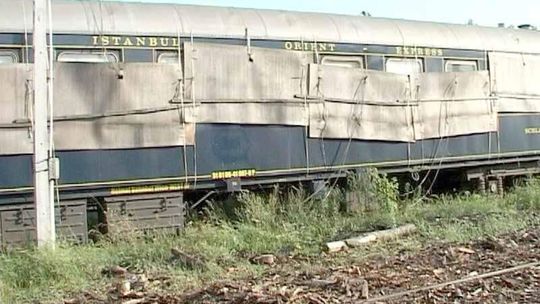 Morderstwo na Orient Expressie. Słynne wagony niszczeją przy granicy