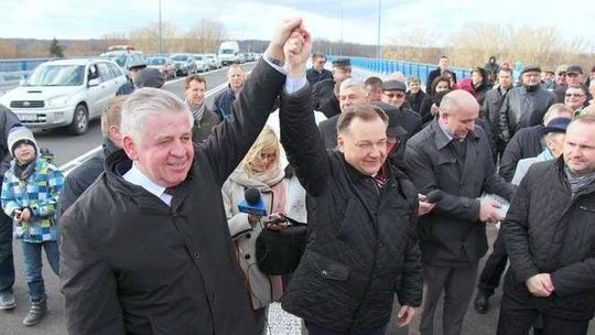 Most w Kamieniu im. Edwarda Wojtasa oficjalnie otwarty
