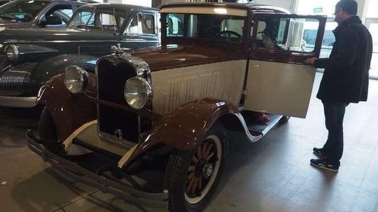 Moto Session 2017: Ferrari, Lamborghini i zabytkowe auta w Targach Lublin