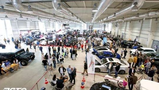 Moto Session w Targach Lublin: McLaren, Ferrari i Lambo pod jednym dachem