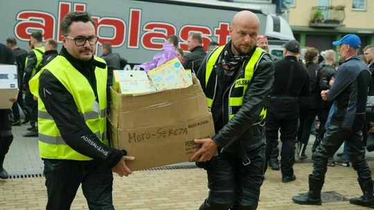 "Motocykliści dla Hospicjum". Ponad 3 tony darów trafiło do chorych dzieci