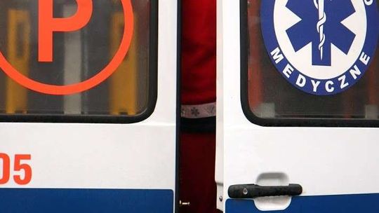 Motocyklista zginął na drodze. "Reanimowałem tego człowieka, ale nie udało się go uratować"