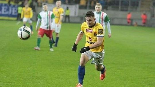 Motor gra na wyjeździe z Izolatorem, Avia jedzie do Wólczanki