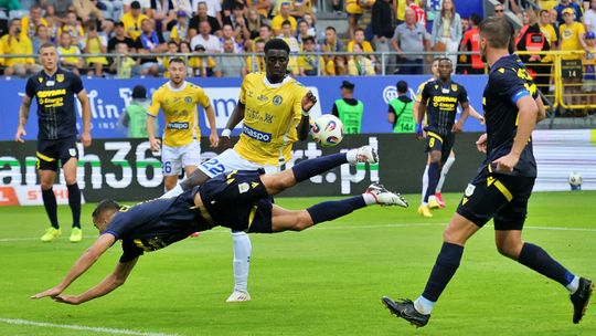 Motor lepszy od Arki, Jacques Ndiaye prześladuje klub z Gdyni