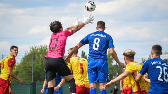 Motor Lublin wysoko przegrał mecz kontrolny ze Zniczem Pruszków. "Wynik jest niedopuszczalny"