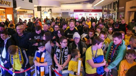 Motor w środę zaprasza kibiców do Galerii Olimp na Autografiadę