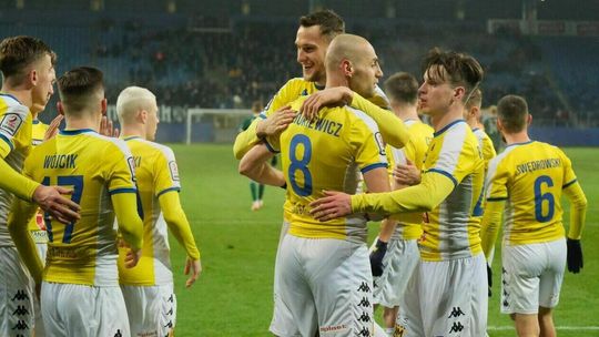 Motor wróci do treningów 10 stycznia. Osiem sparingów w zimie