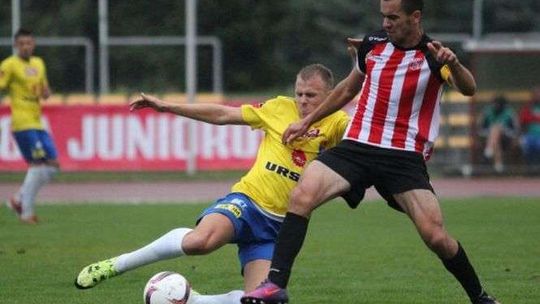 Motor zagra w Rzeszowie ze Stalą. Faworyci na razie średniakami