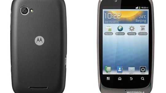 Motorola FIRE XT: Smartfon o dużych możliwościach