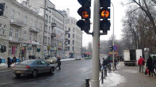 Mróz wyłączył sygnalizację na skrzyżowaniach