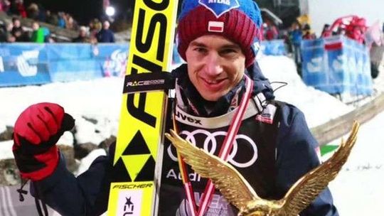 MŚ w lotach narciarskich: Kamil Stoch na razie trzeci