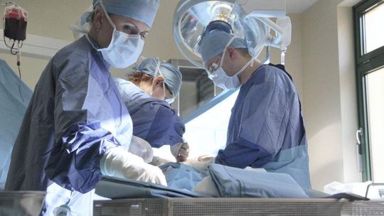 Muchy plujki i lasery, czyli 5 lat oparzeniówki w Łęcznej