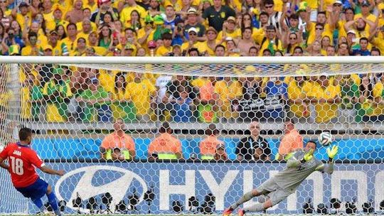 Mundial 2014: Brazylia - Chile 1:1 (rzuty karne - 3:2). Bóg jest Brazylijczykiem!