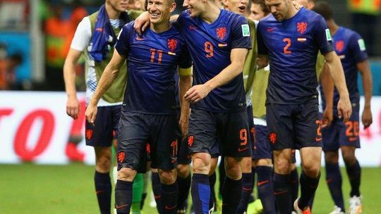 Mundial 2014: Holandia - Chile 2:0. "Oranje" najlepsi w grupie B