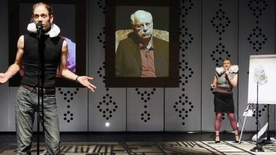 Muszę zadzwonić do mamy - o Konfrontacjach Teatralnych 2014